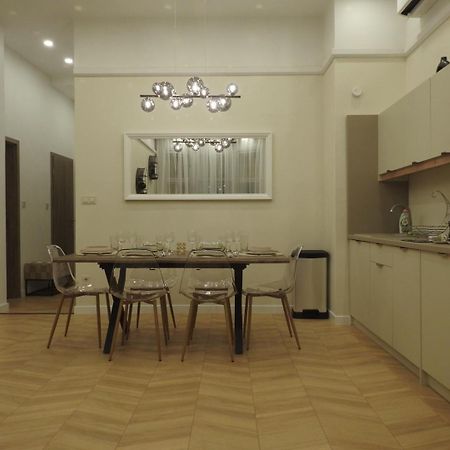 Marton'S Dessewffy Apartments Boedapest Buitenkant foto